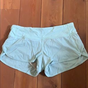 Lululemon speed up short